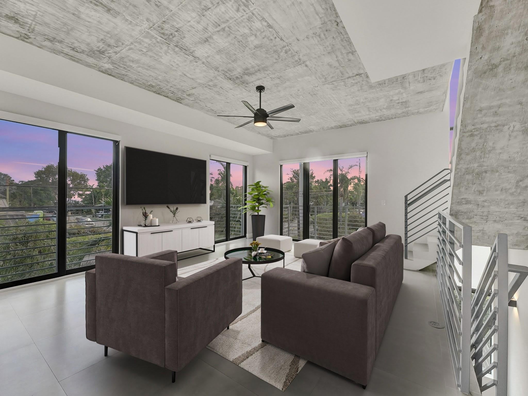 924 NE 4th Street – photo 1