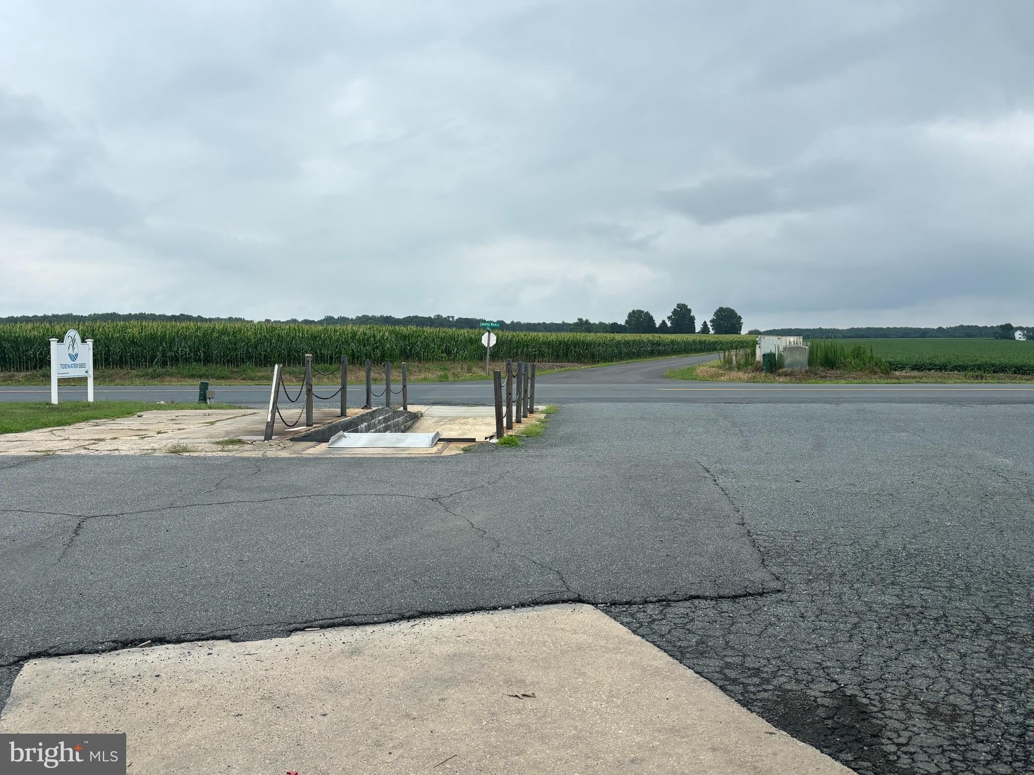 5620 LANDING NECK Road – photo 2