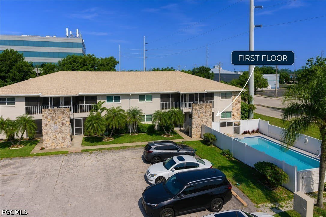 2504 SE 16th Place – photo 1