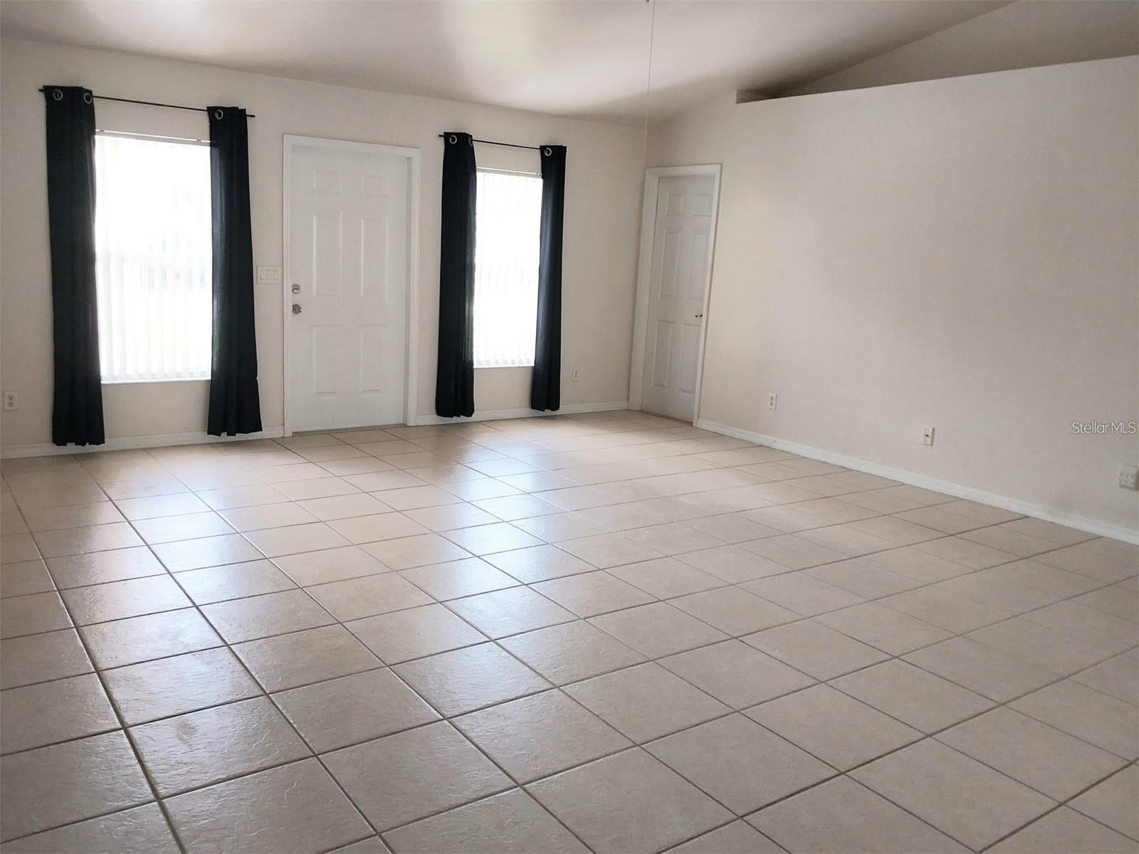1695 GAUGUIN Road – photo 3
