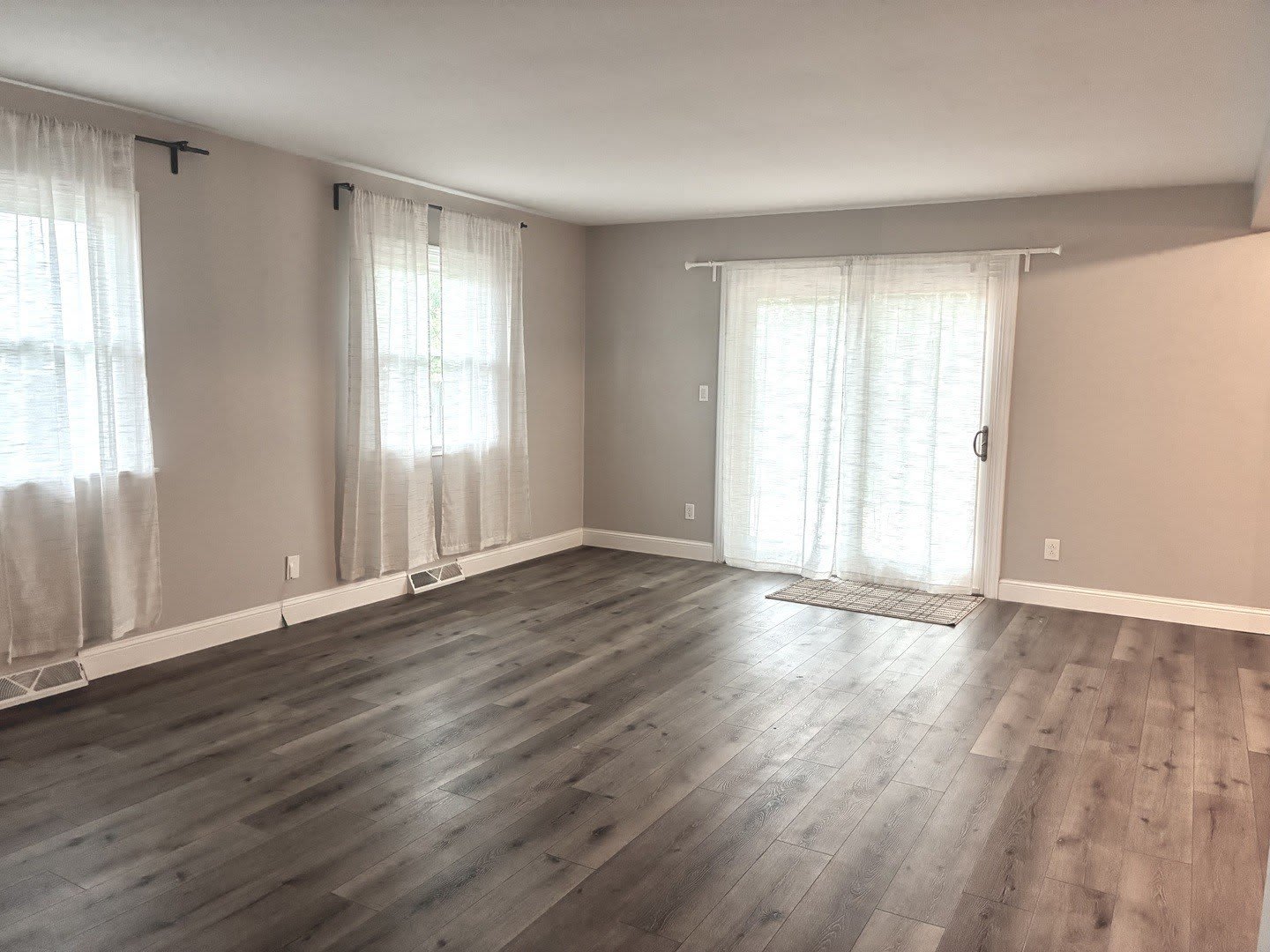 1810 Rebecca Drive – photo 5