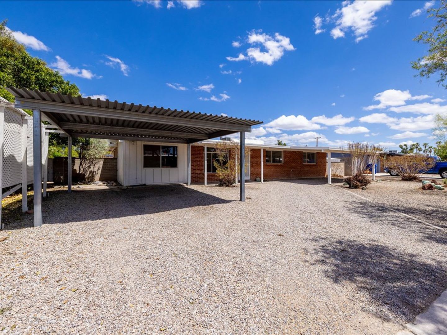 3 Bedroom 2 Bath – photo 1