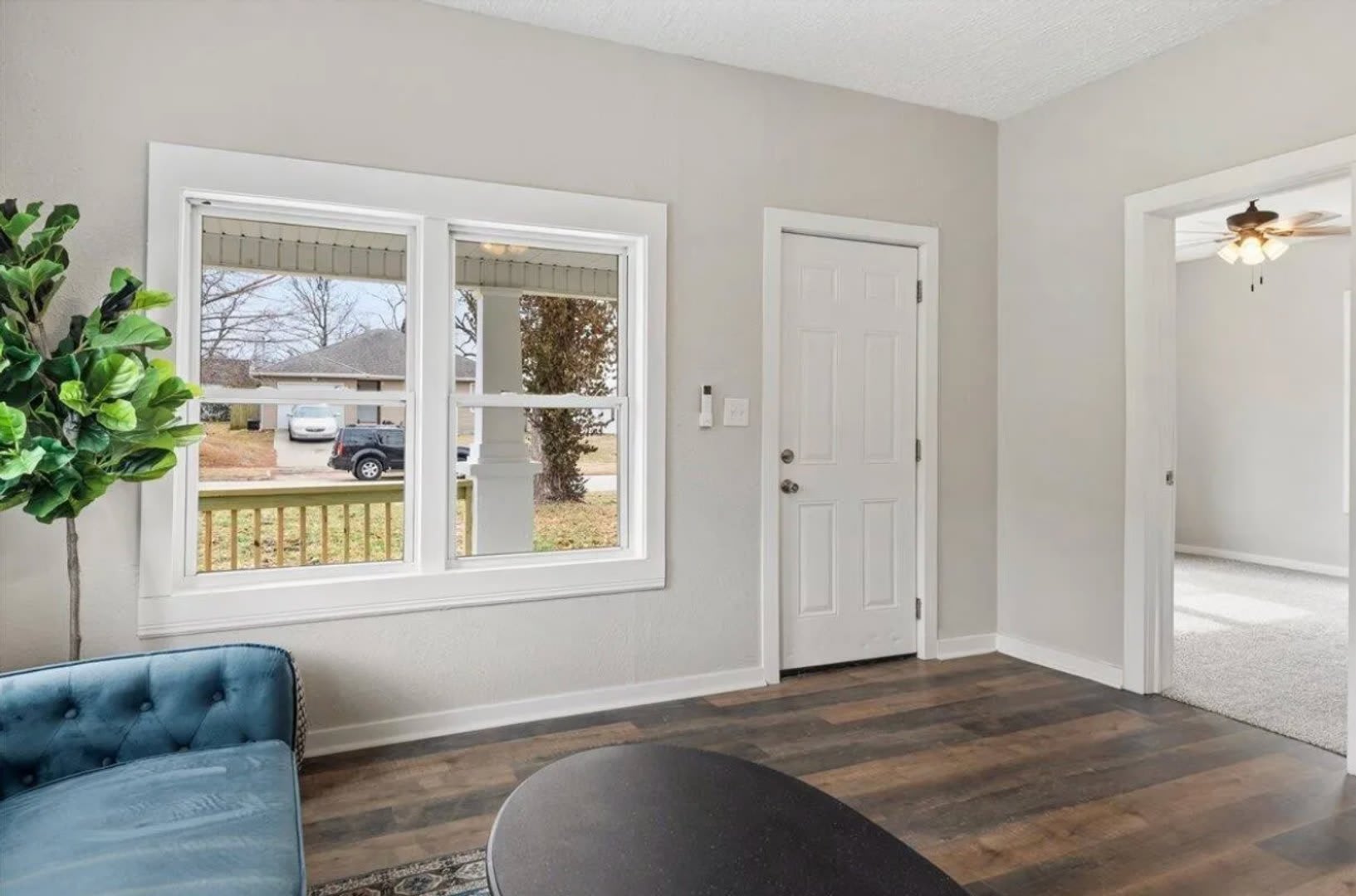 2 bedroom – photo 5
