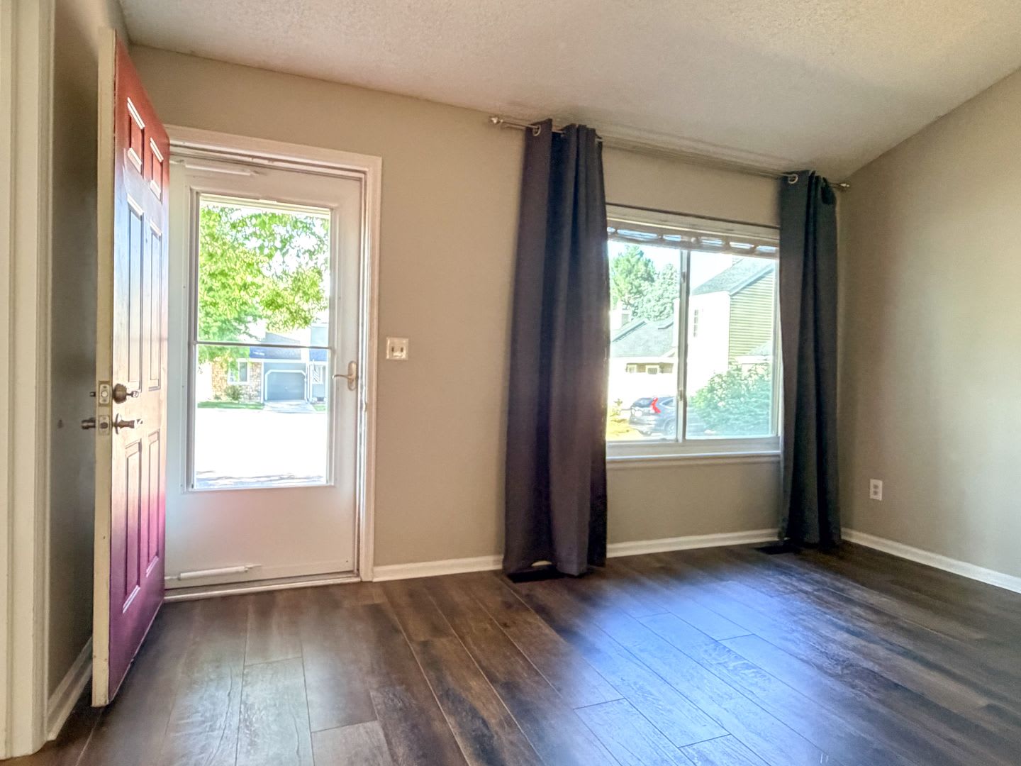 Townhome with Fully Fenced Yard – photo 4