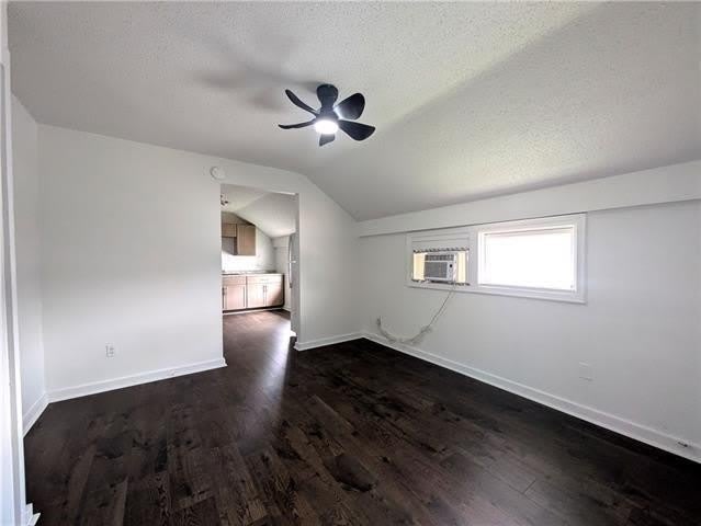 3021 REPUBLIC Street – photo 3
