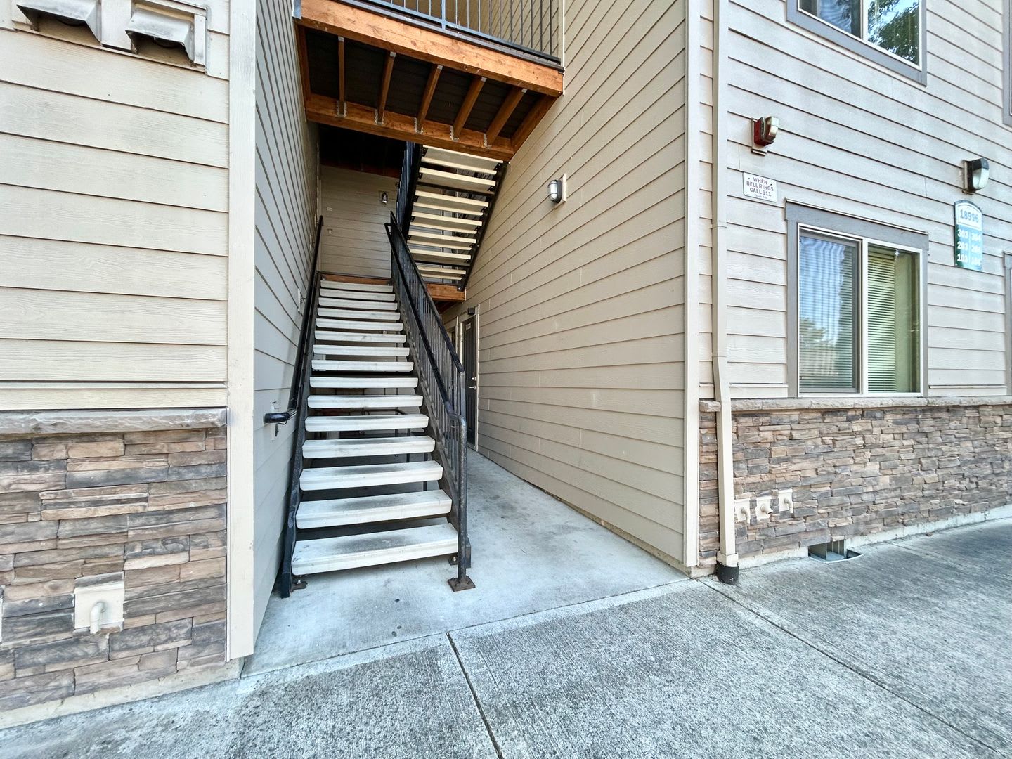 Johnson Street Apartments – photo 2