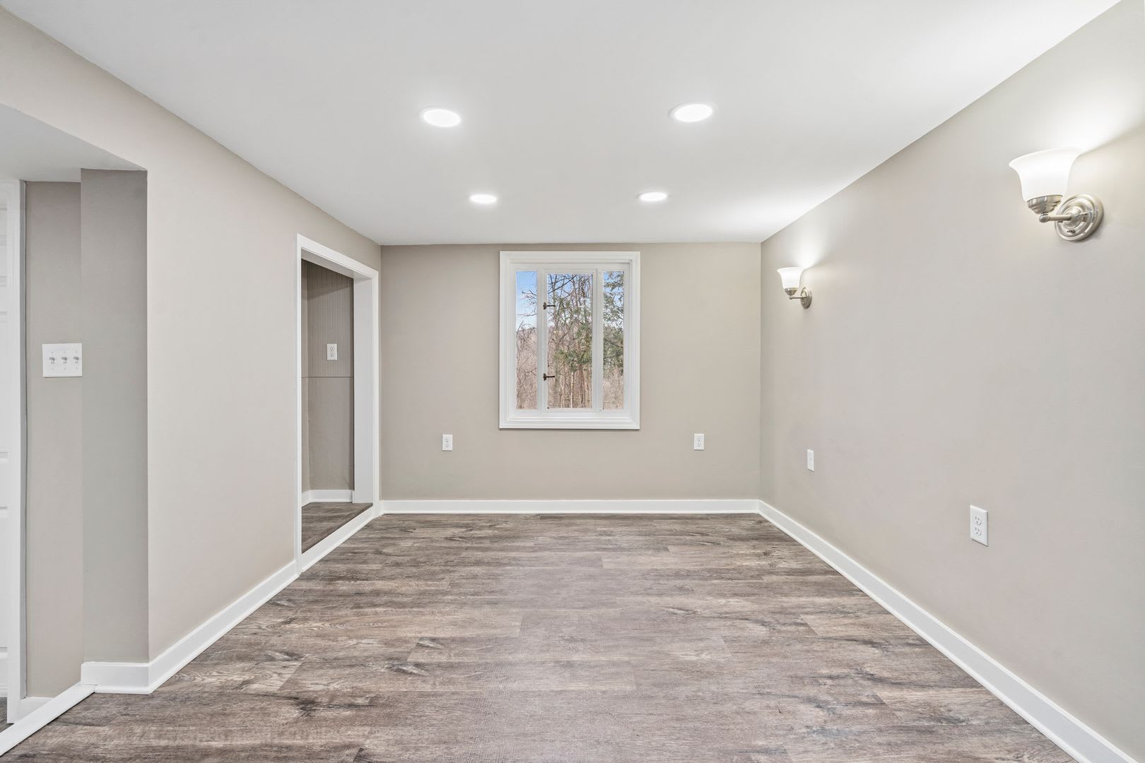 Recently Renovated 4 Bedroom Home In Swissvale Available In March – photo 3