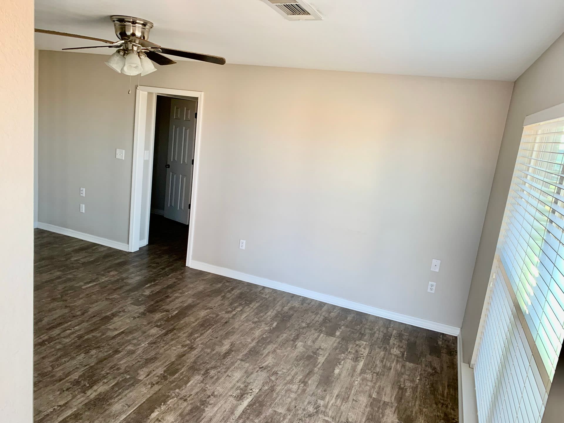 19000 Oak Springs Trail – photo 4