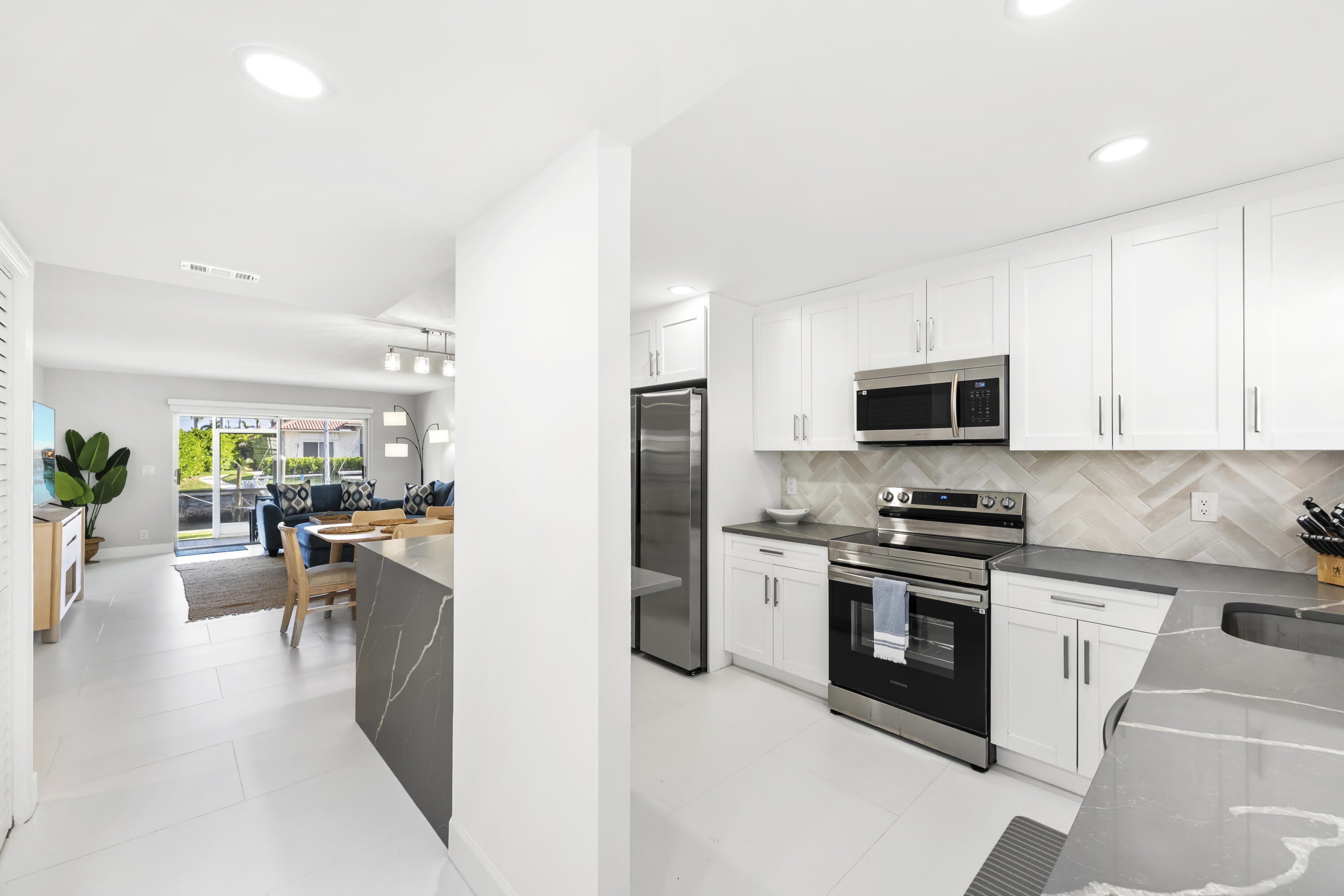 1030 Sugar Sands Boulevard – photo 1