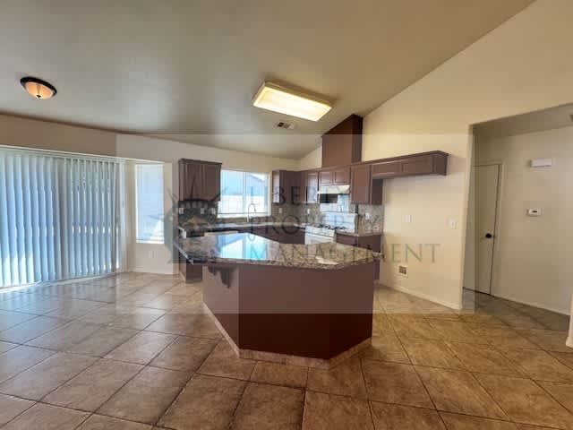 1177 Hartley Dr – photo 4