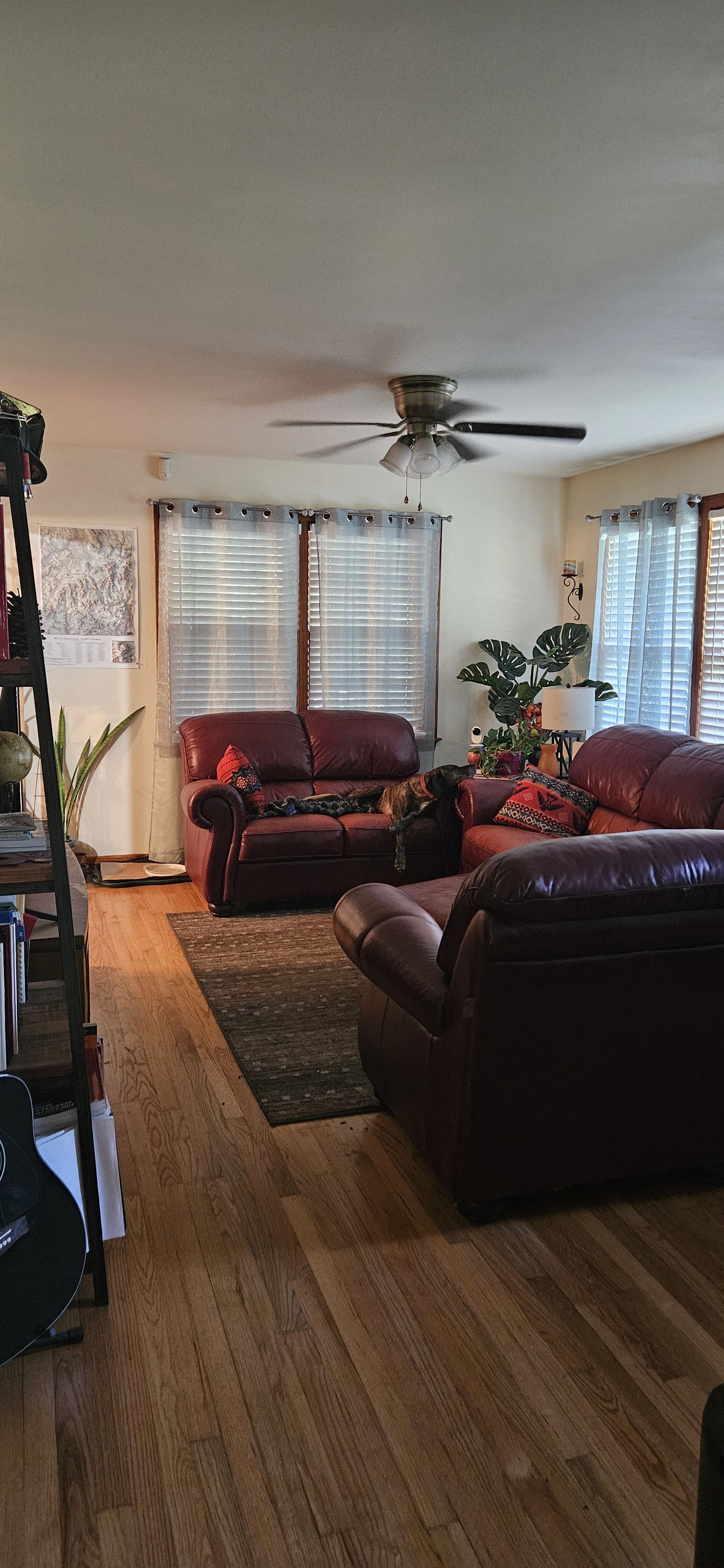 942 Yorktown Drive – photo 1