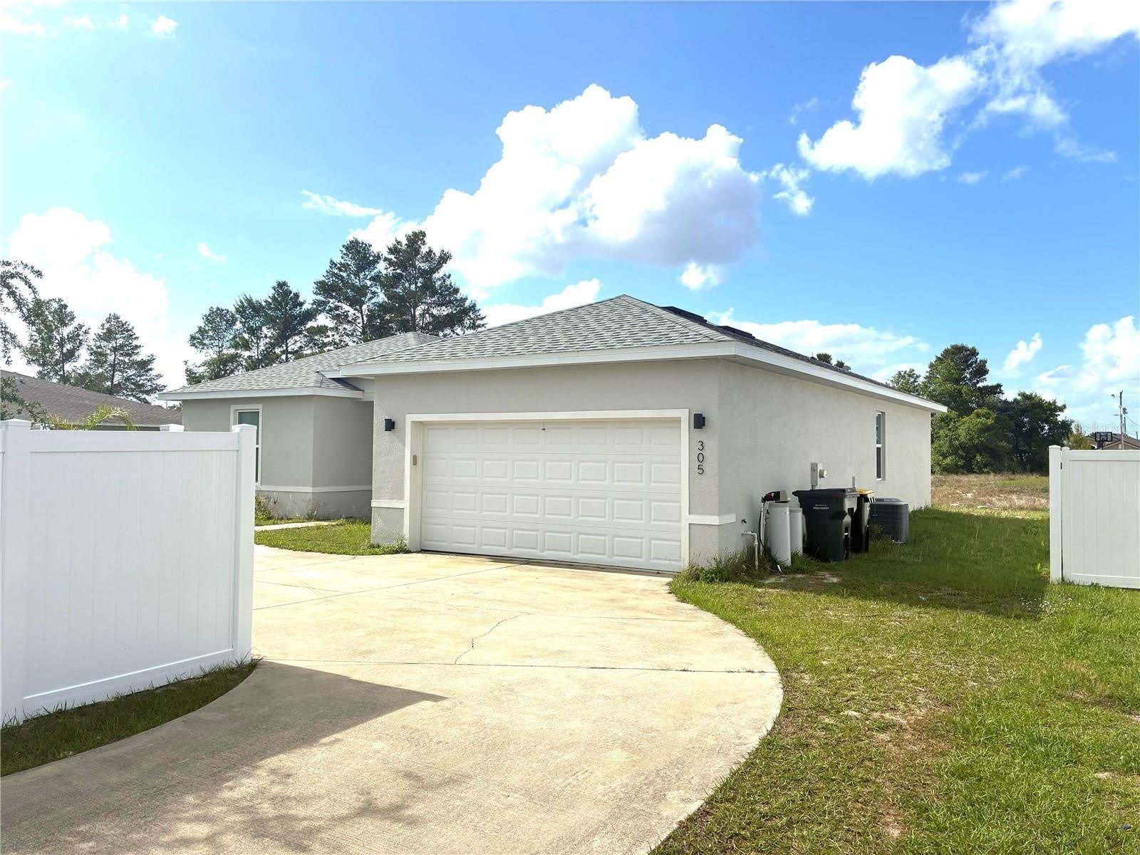 305 ELDERBERRY Court – photo 4