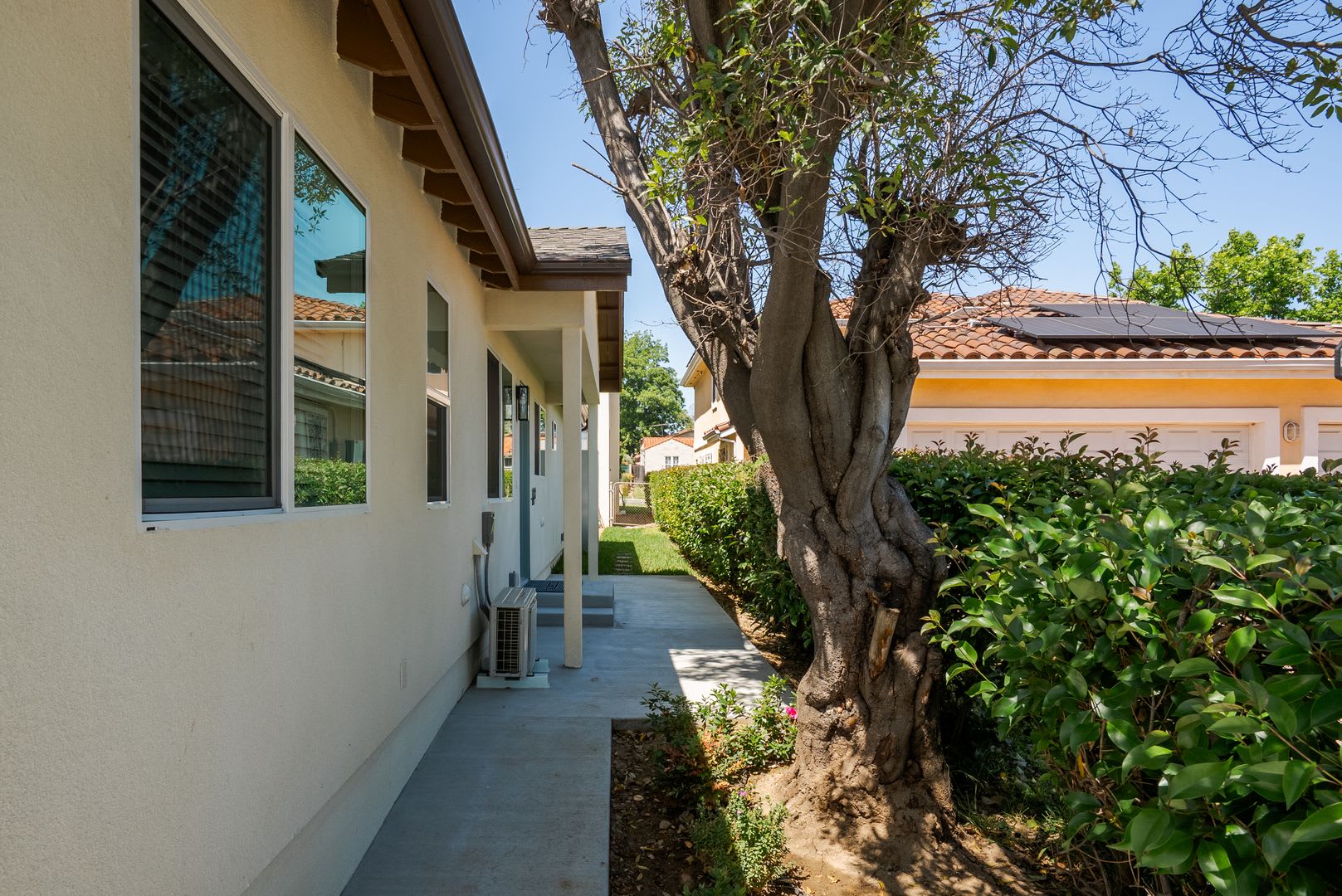 2 Bed – photo 2