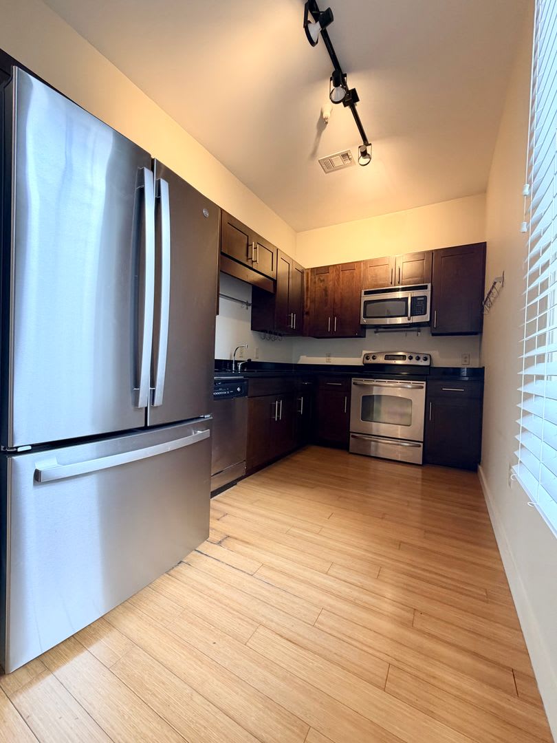 1 Bedroom, 1 Bathroom Condo w/ Secure Parking Garage – photo 3