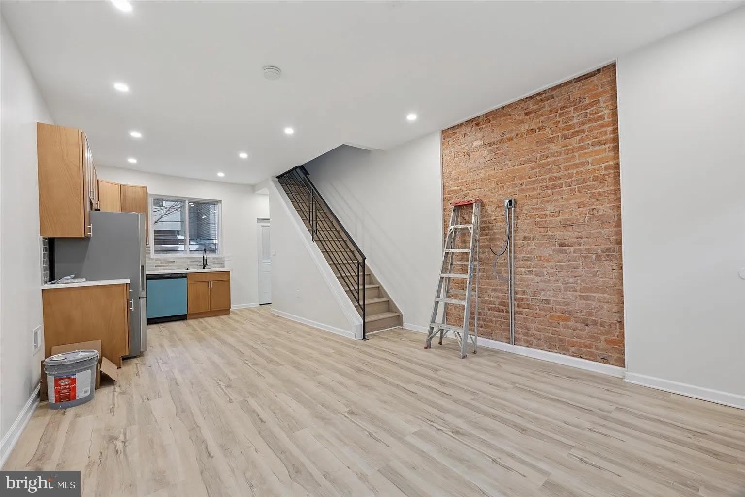 2615 EARP Street – photo 2