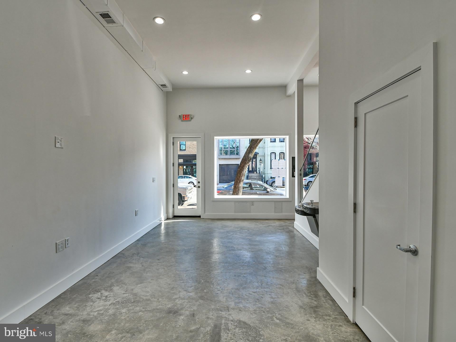 515 11TH Street SE – photo 5