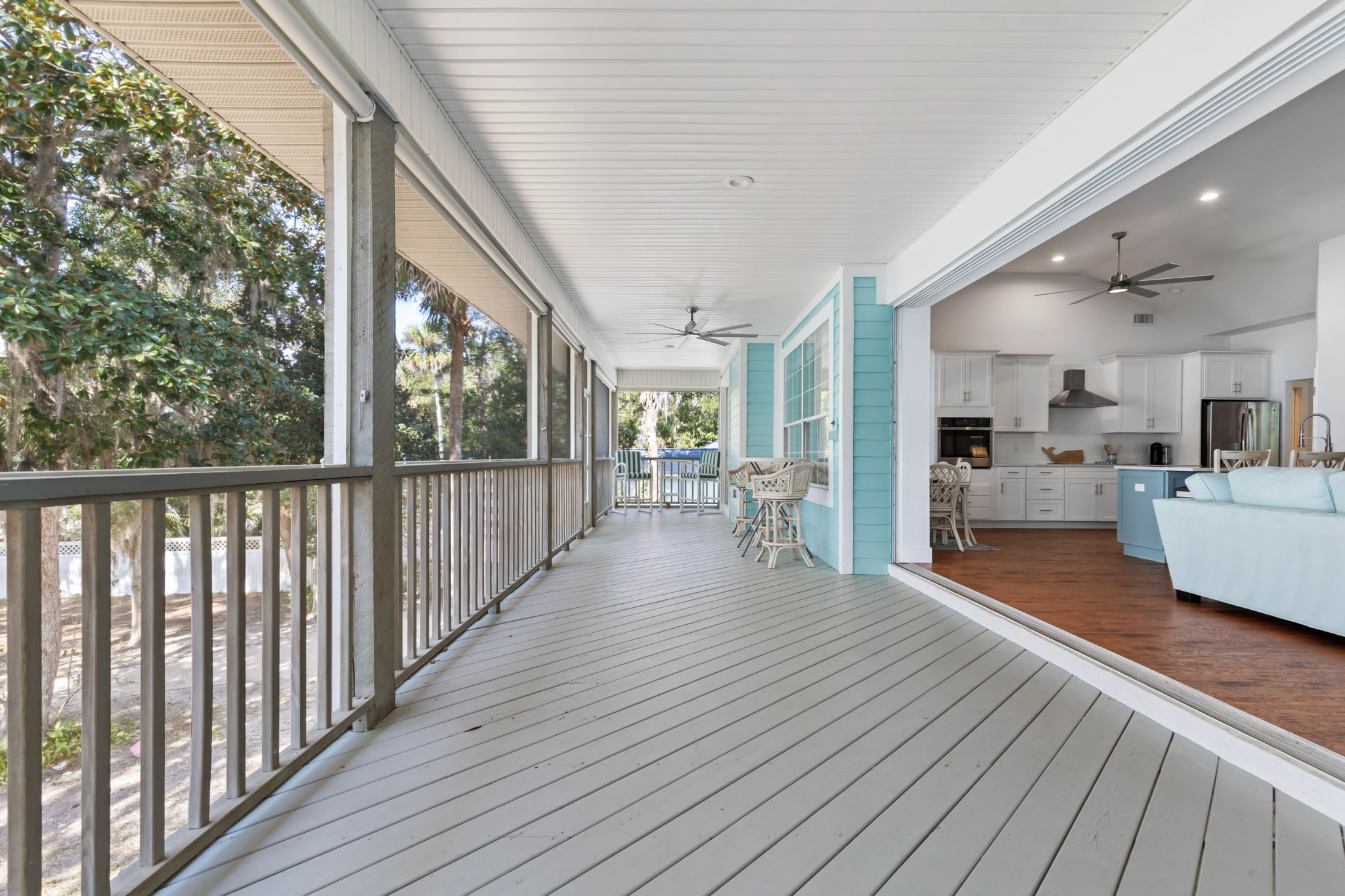 5594 North Oceanshore Boulevard – photo 4