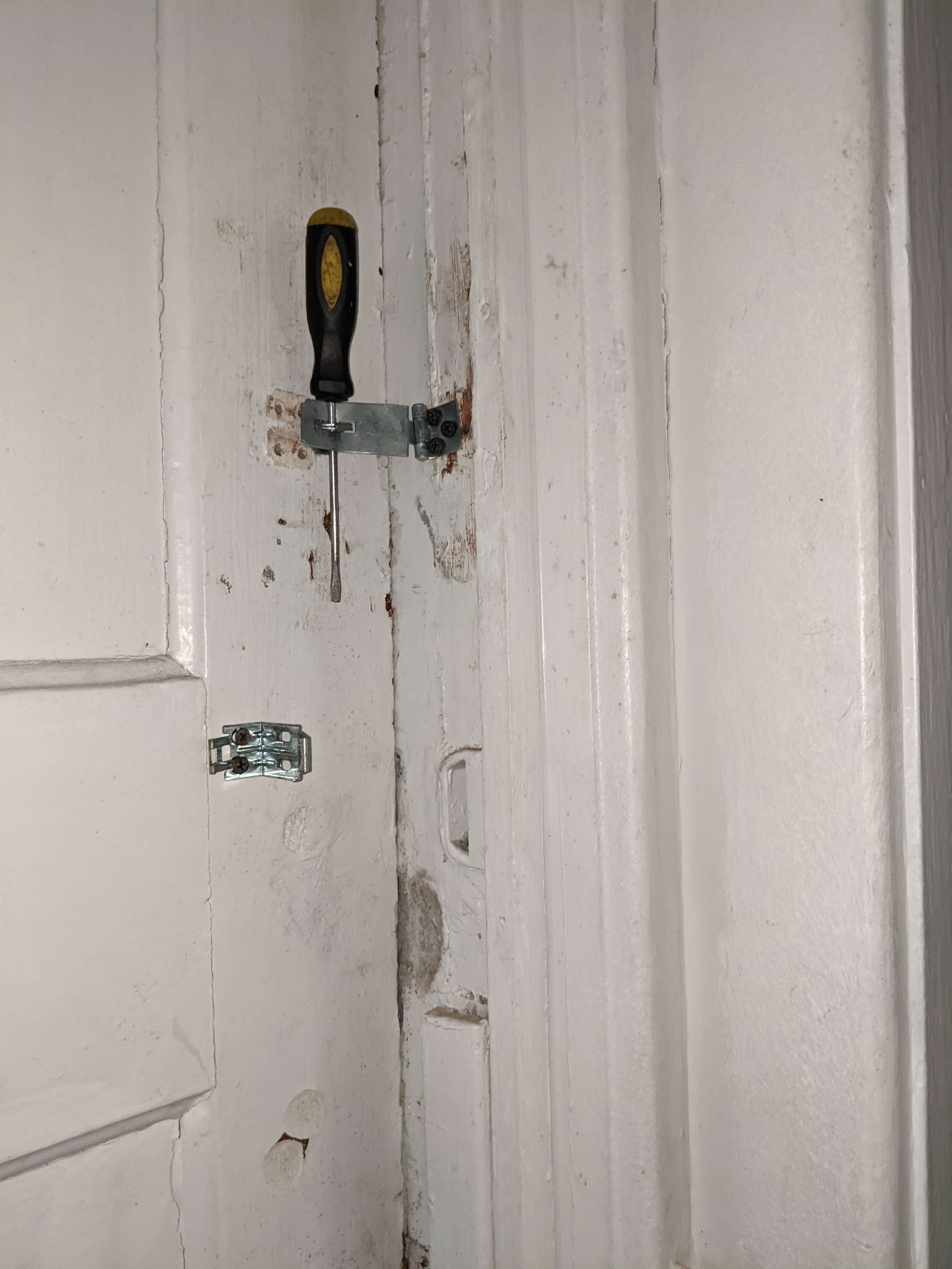 507 Lincoln St – photo 2