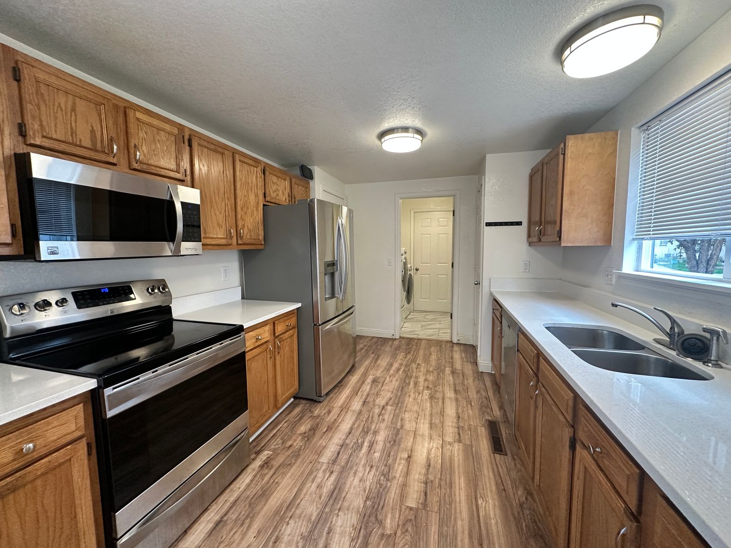 Single Family In Westminster For Rent – photo 4
