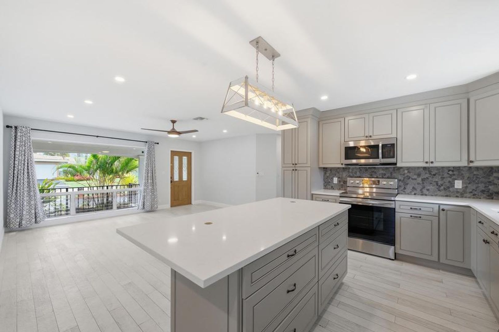 2120 NE 62nd Court, Fort Lauderdale, FL 33308 – photo 4