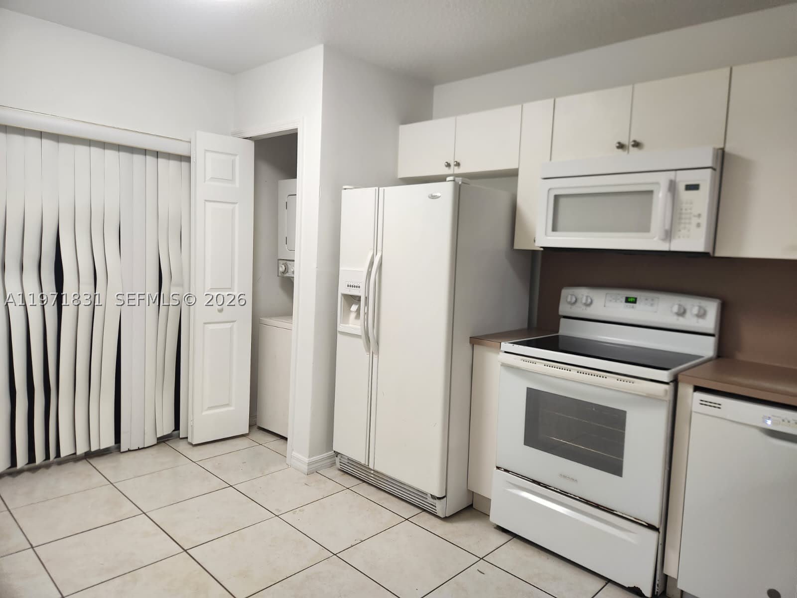 2931 SE 13th Ave – photo 2
