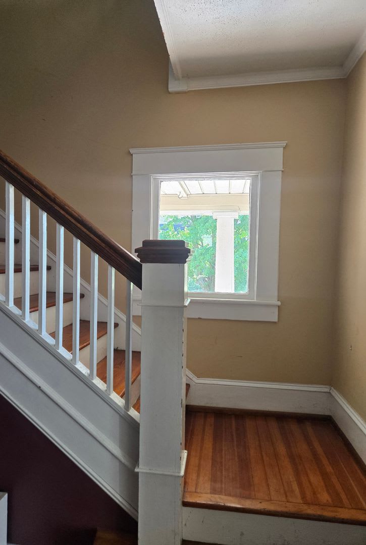 4 bedroom house less than a mile from UNCG – photo 2