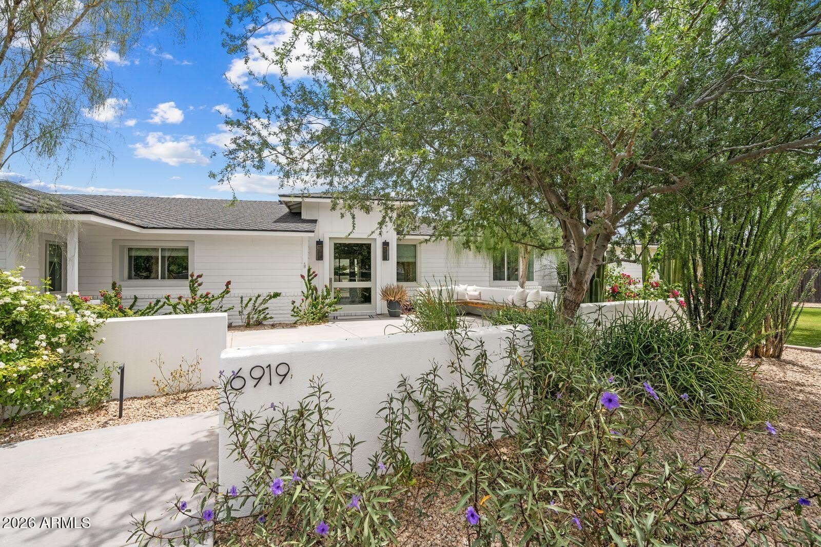 6919 E VISTA Drive – photo 1