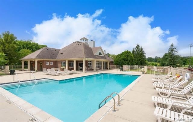 12101 PINEHURST Lane – photo 4
