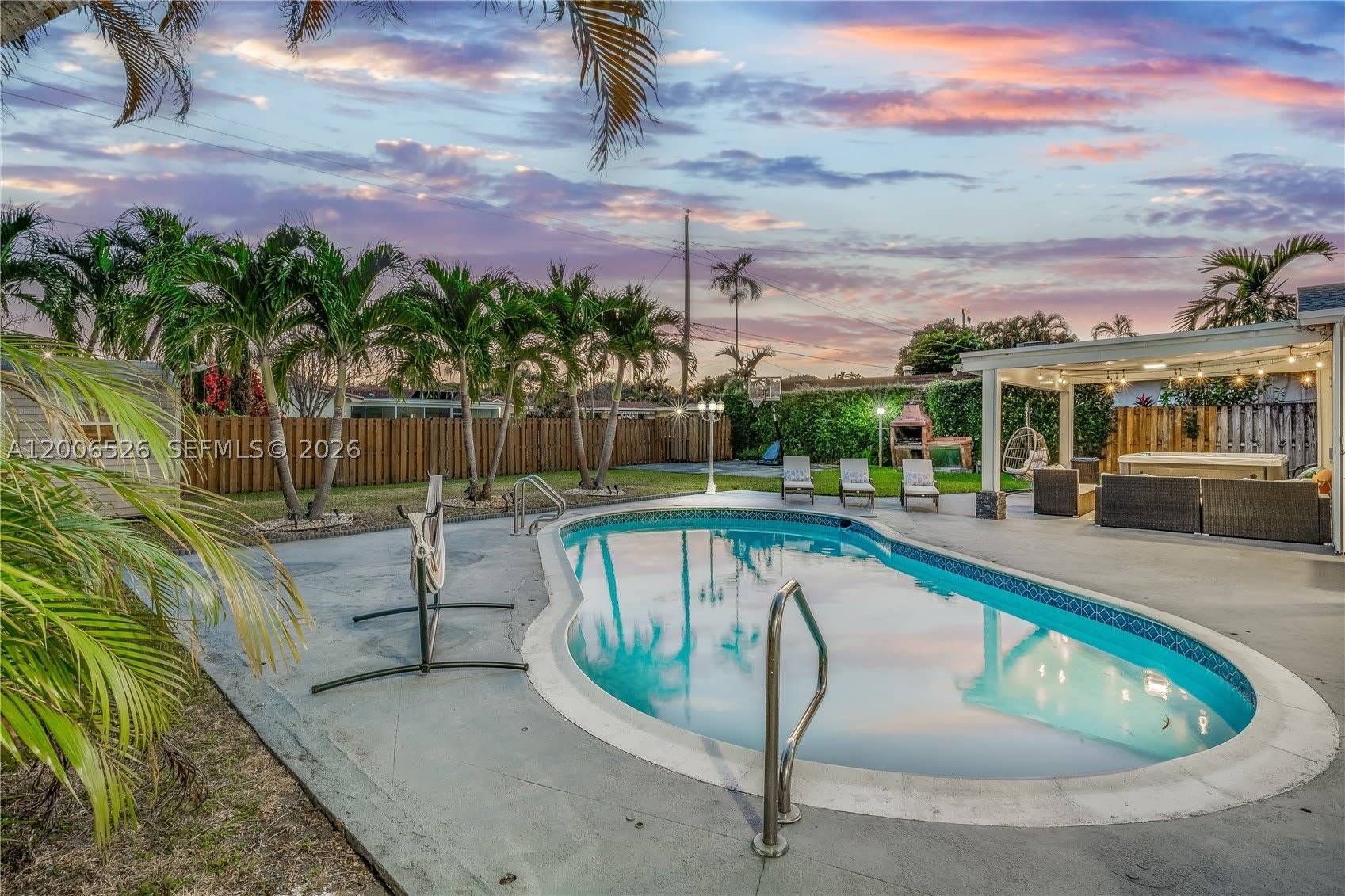 4212 Van Buren St – photo 3