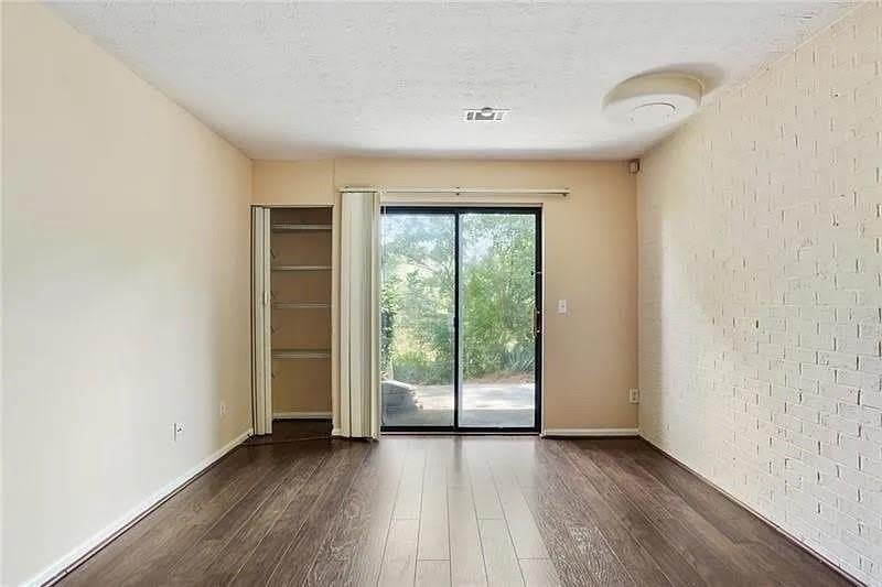 76 Sandalwood Circle – photo 3