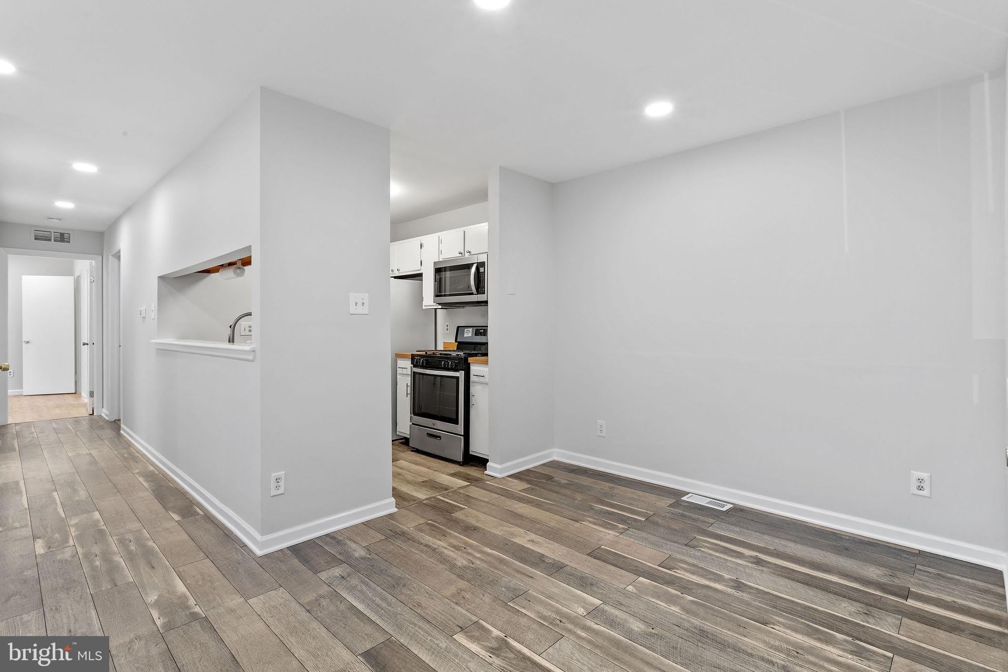 1505 WOODHOLLOW Drive – photo 4