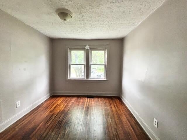 768 N Dawson Avenue – photo 5