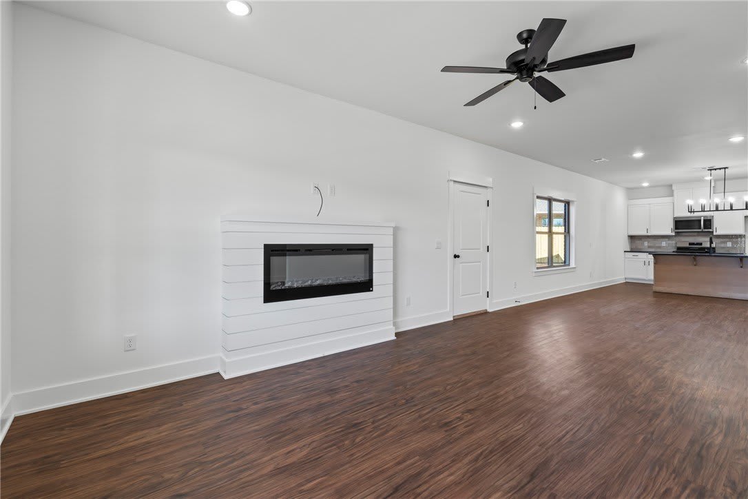 90 W Watson Lane – photo 5