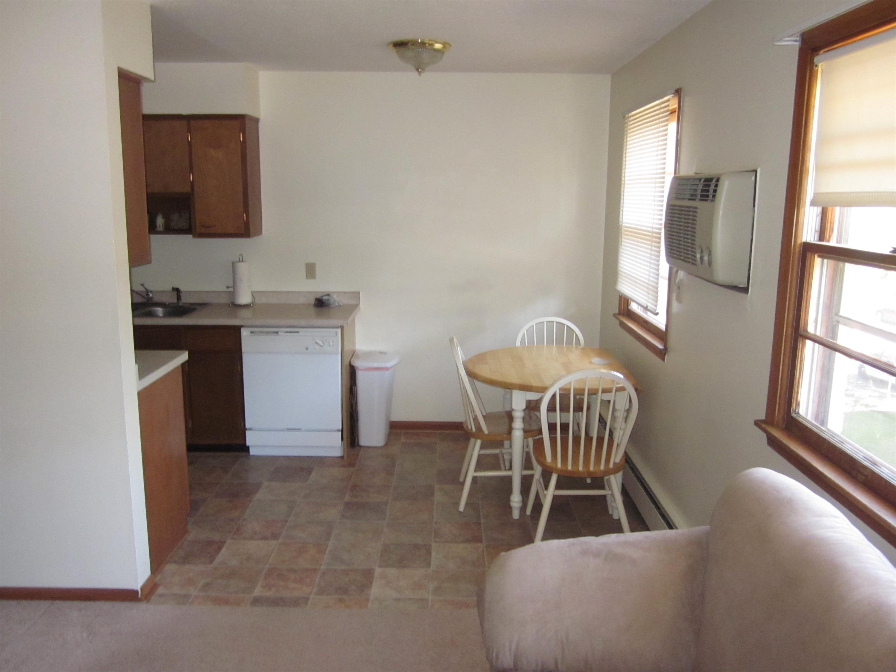Aquila Apartments – photo 4