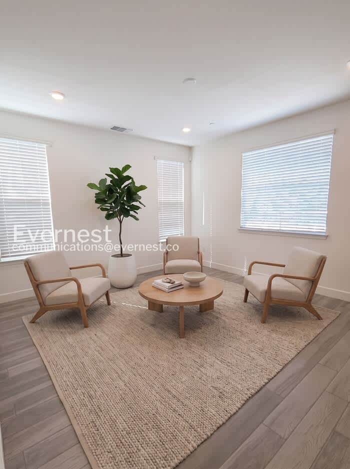 7912 Titan Drive – photo 3