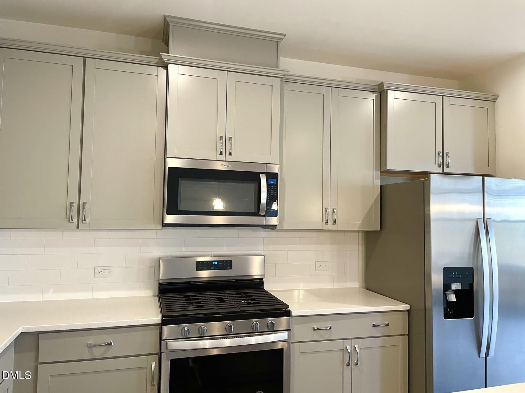 1616 Brussels Drive – photo 3