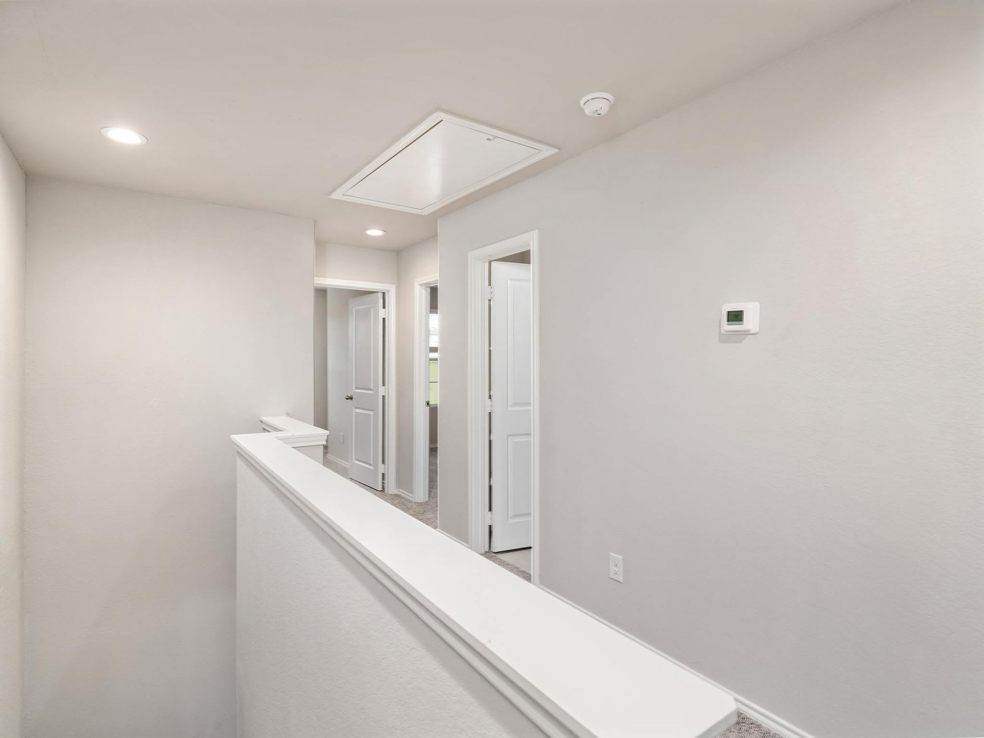 New Unit Available for Rent! Move In Specials! – photo 4