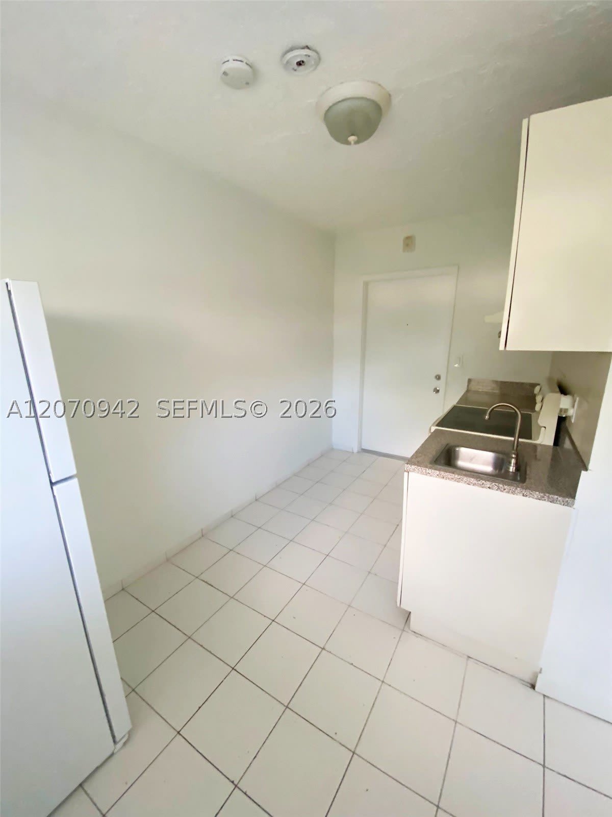 2612 Johnson St – photo 3