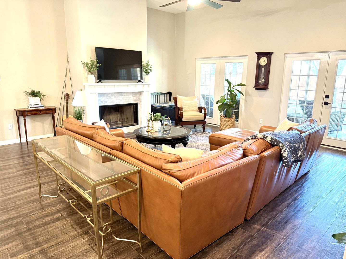 Beautiful Western Ridge Home – photo 4
