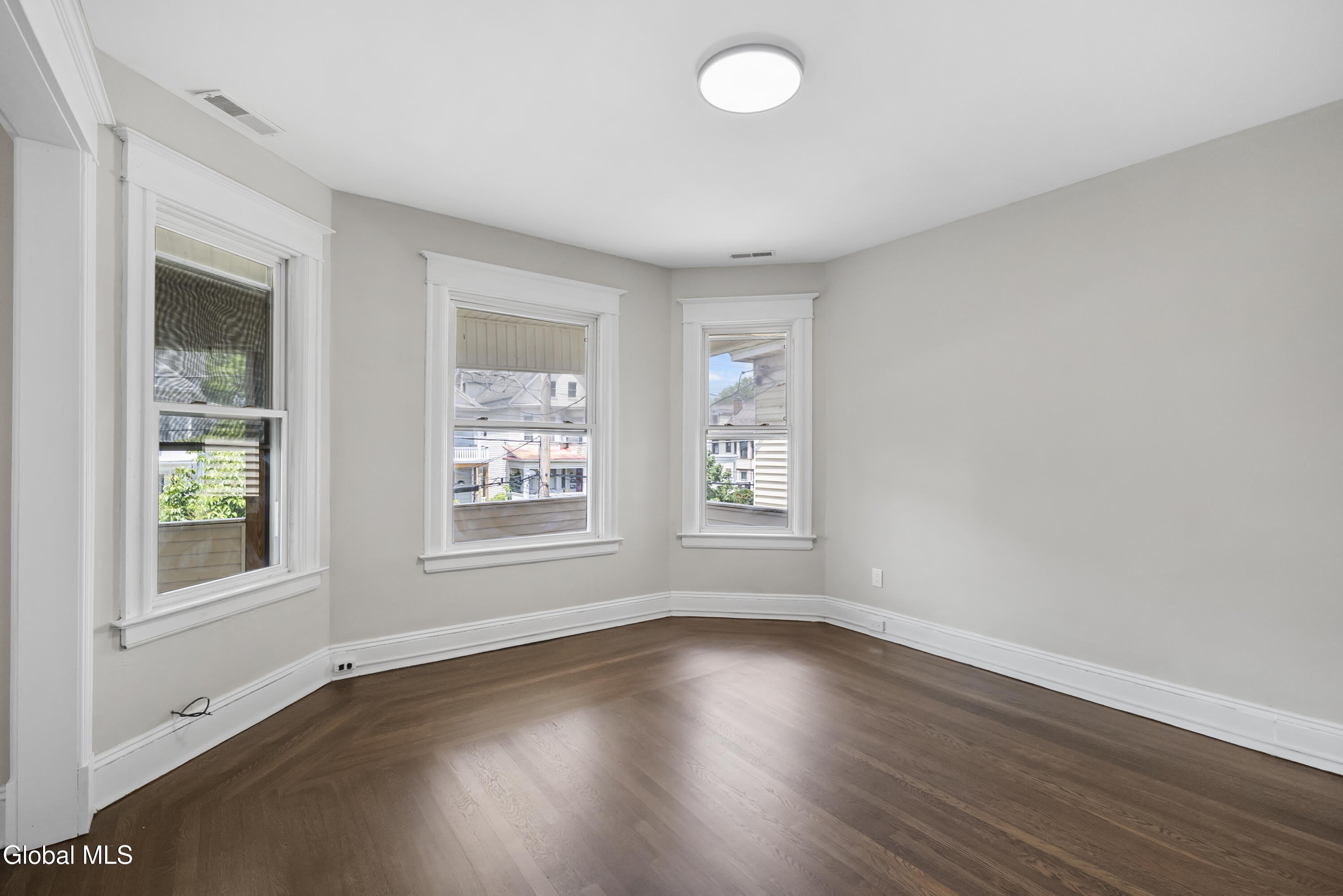 216 Delaware Avenue – photo 5