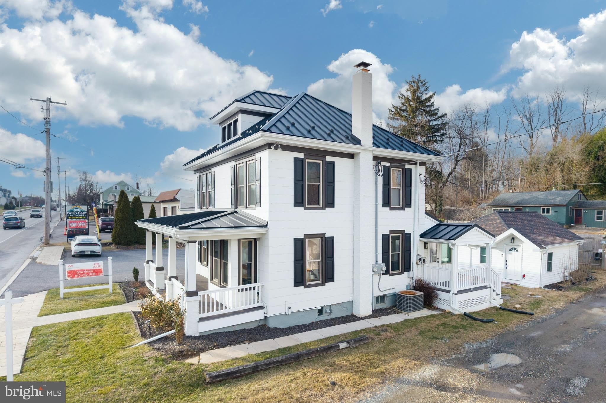 3511 MAIN Street – photo 2