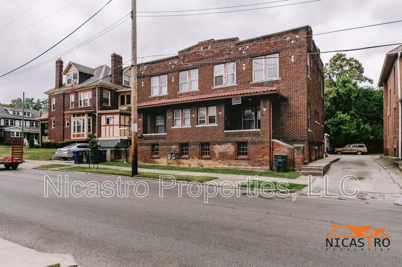 2072 Indianola Avenue – photo 2