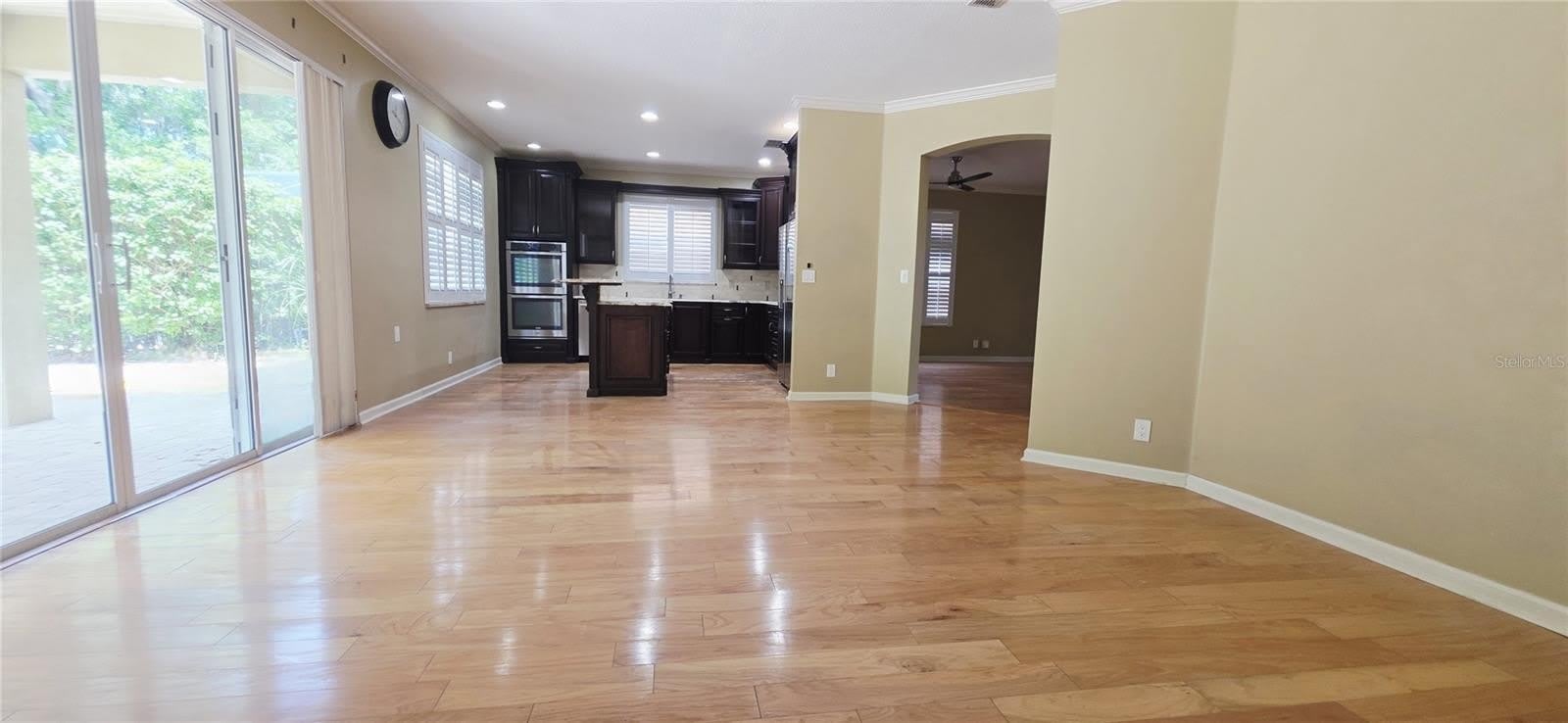 230 W TARRINGTON Drive – photo 4