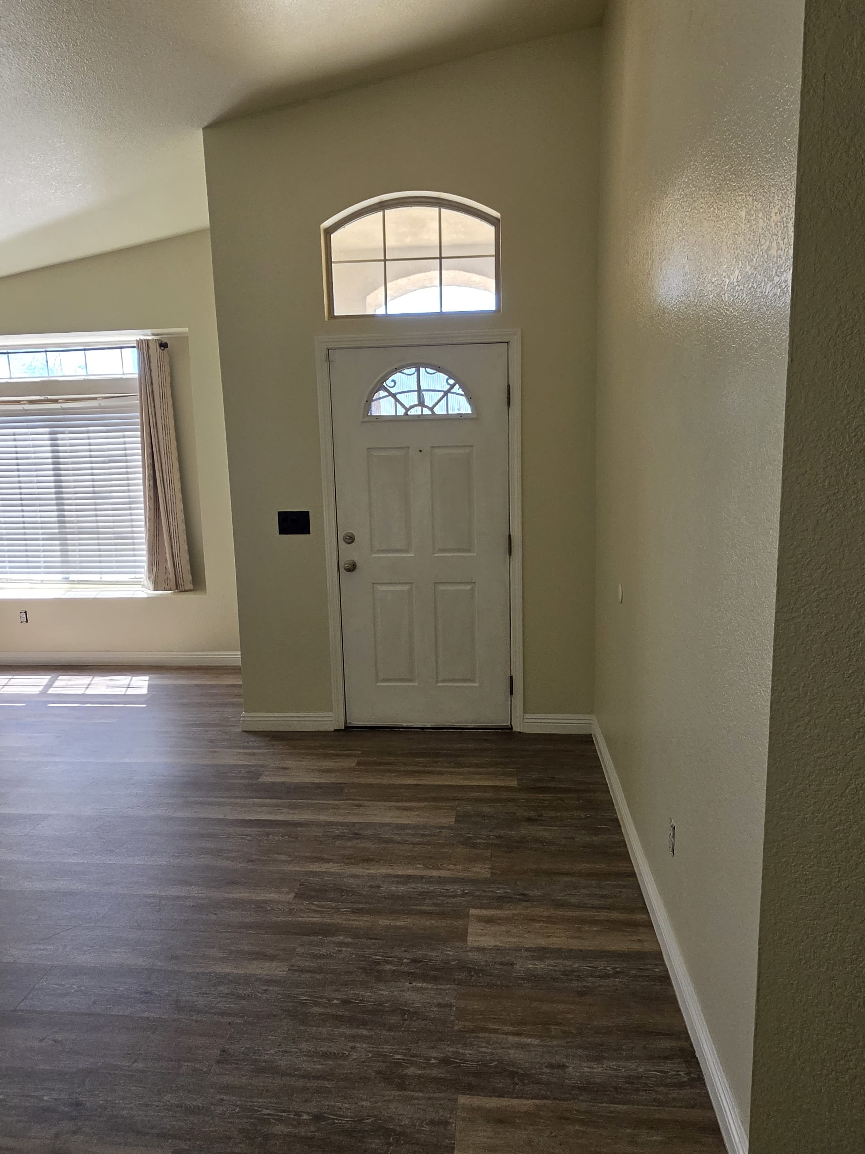 1387 Nicole Avenue – photo 5