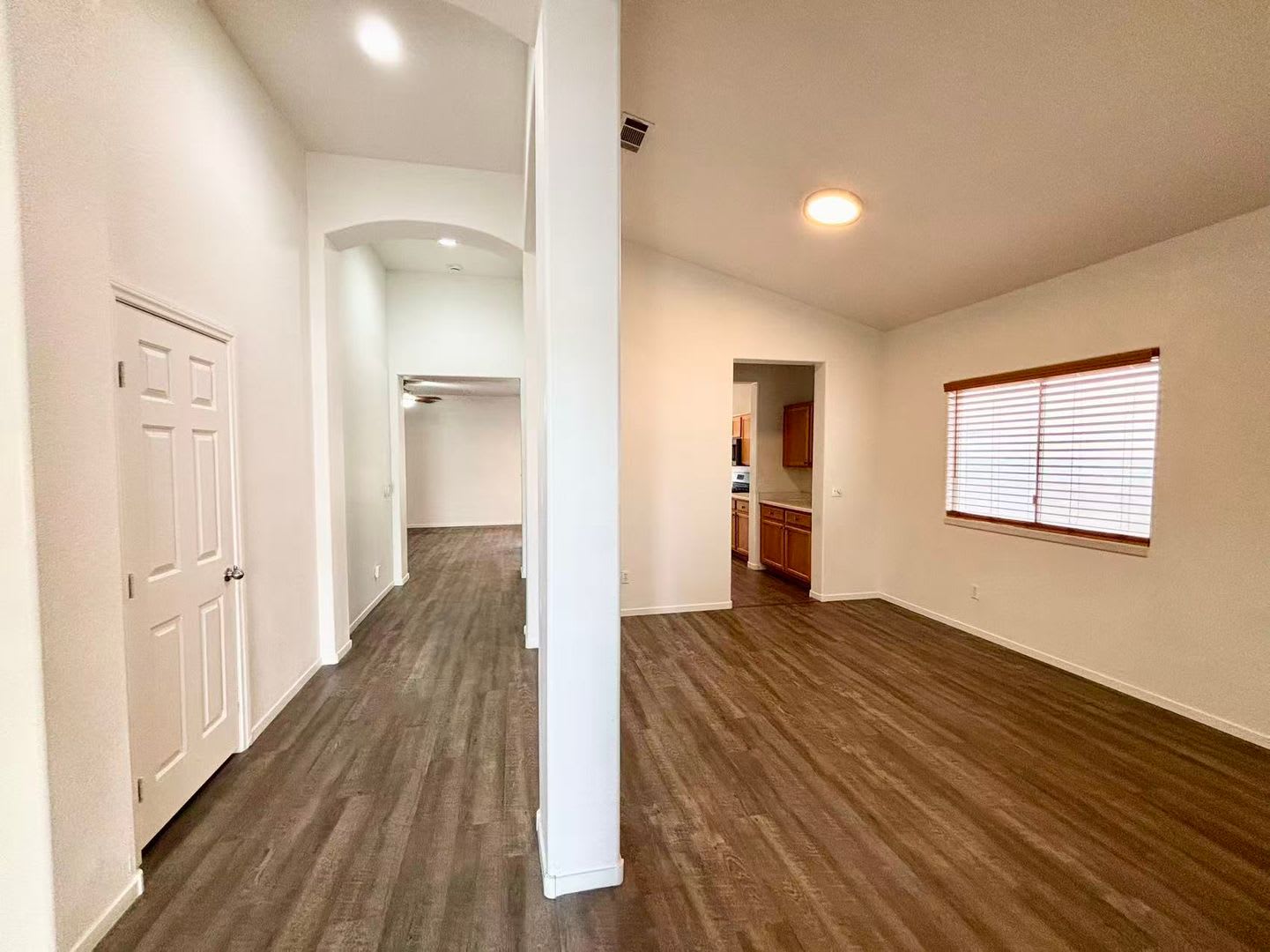 1626 West Hammer Lane – photo 4