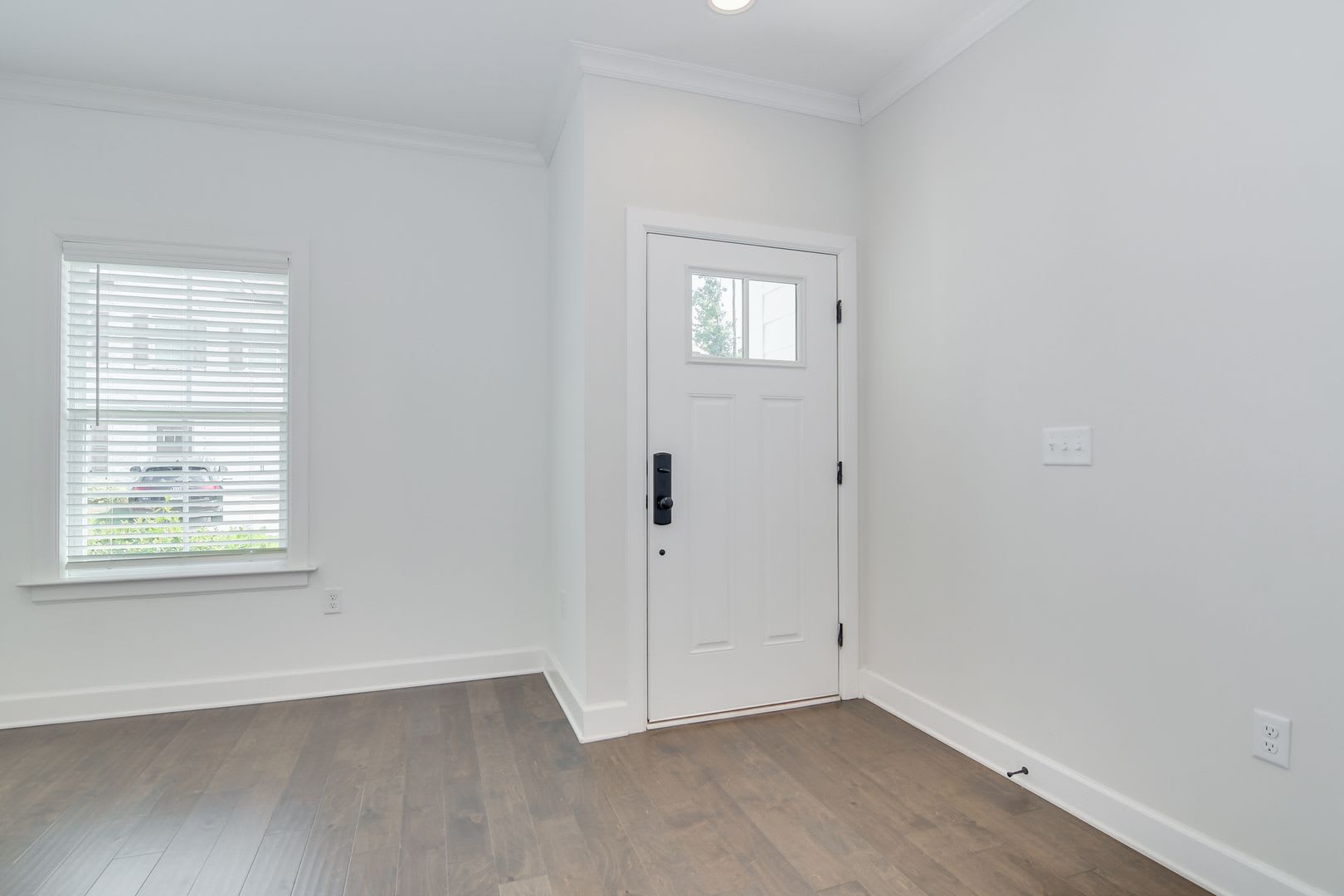 Luxury Townhome! – photo 5