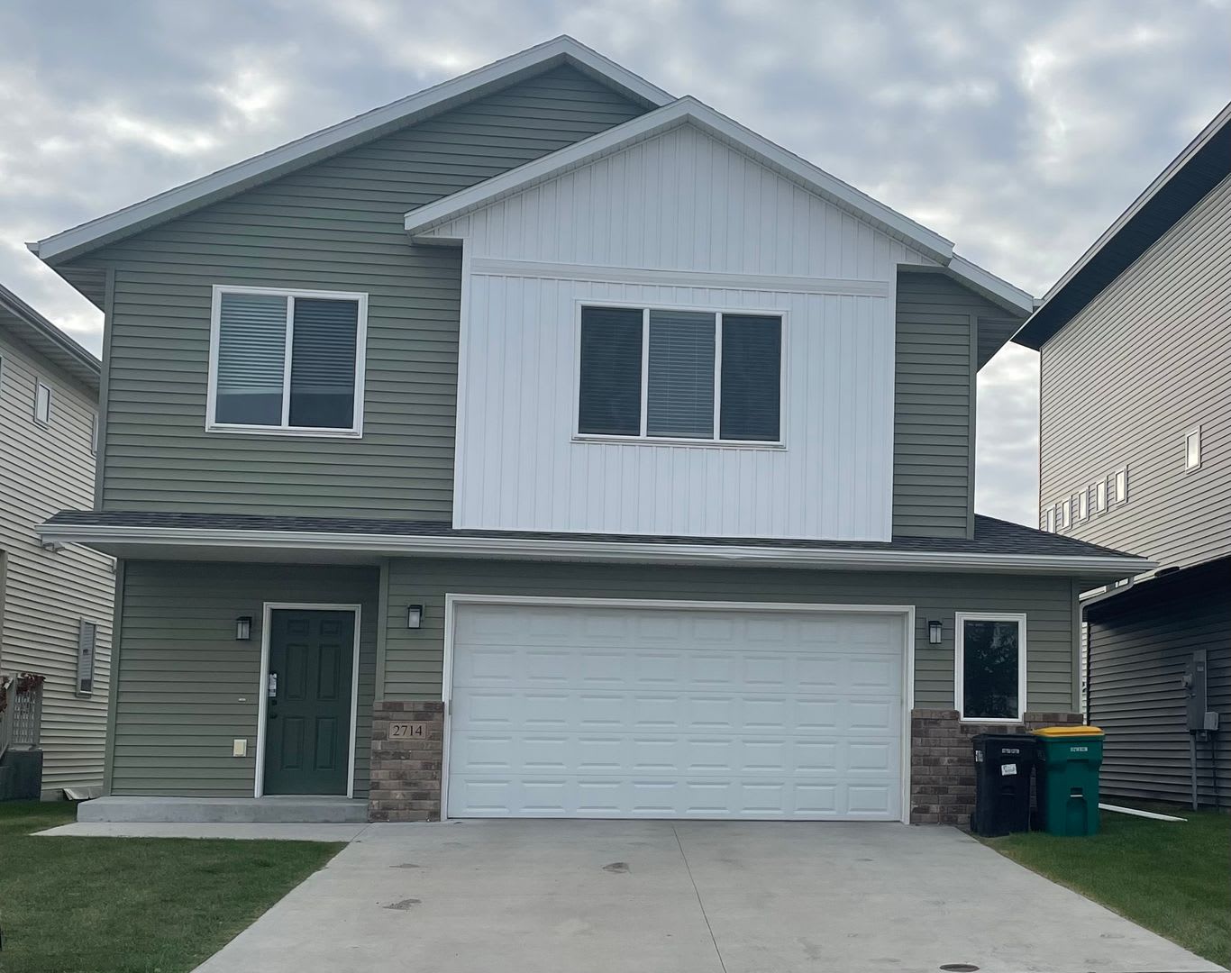 4-bedroom, 3-bathroom West Fargo Single-Family Home w/ 2 Stall Garage – photo 1