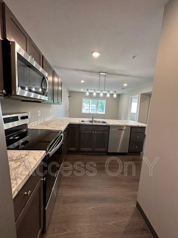 2340 Y St – photo 4