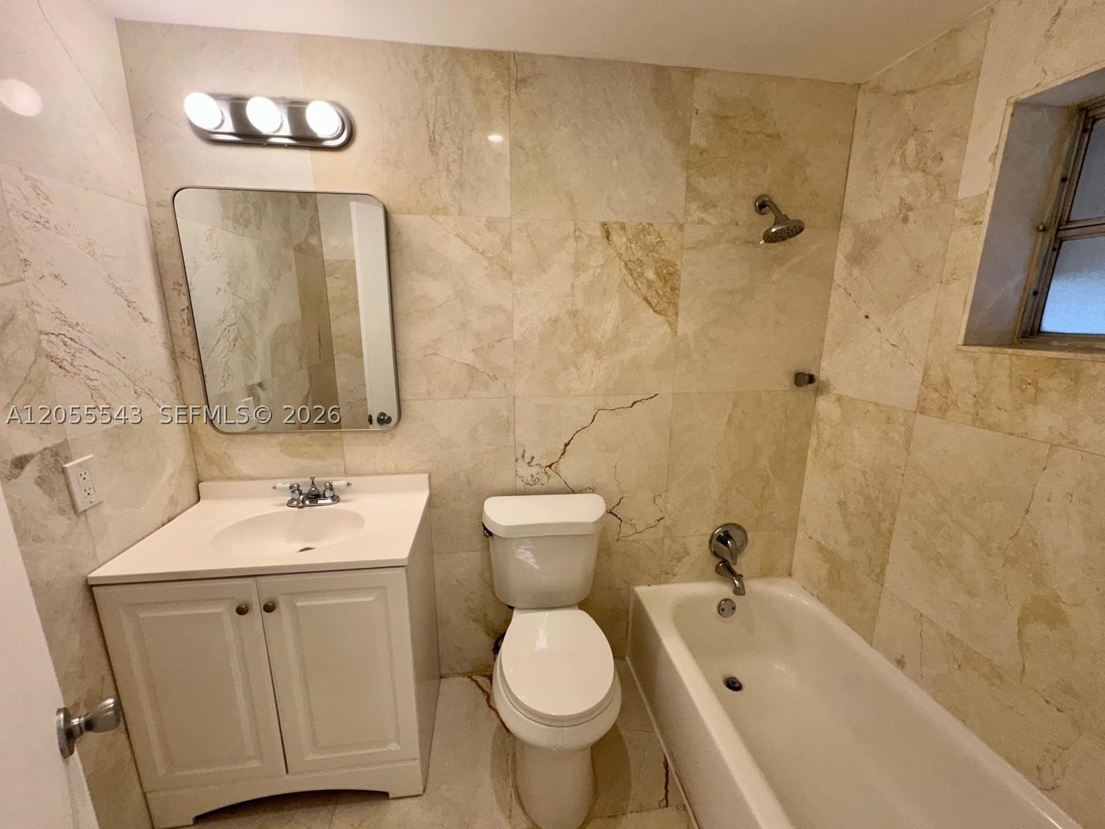 10901 N Kendall Dr. – photo 2