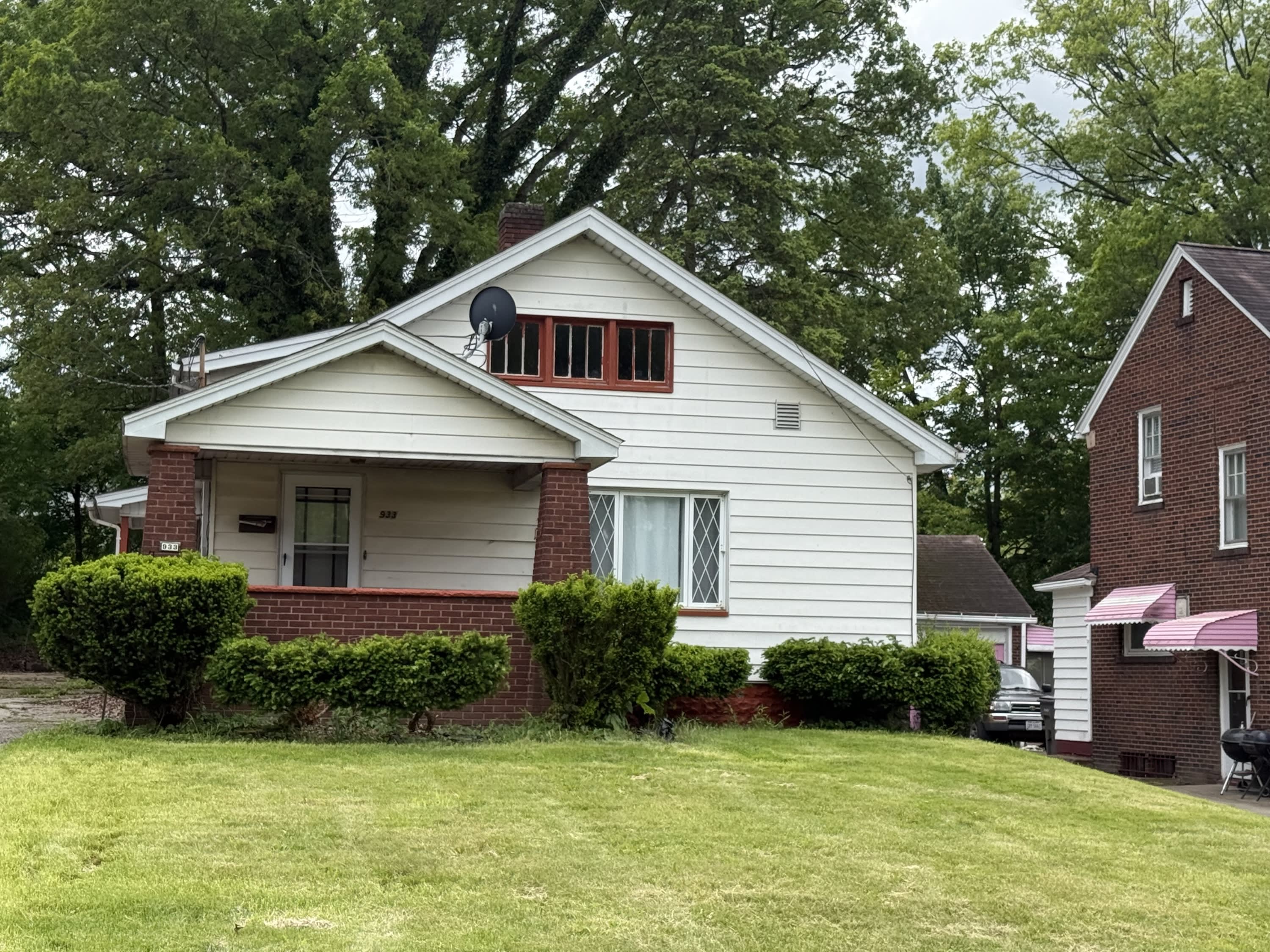 933 Winona Drive – photo 1